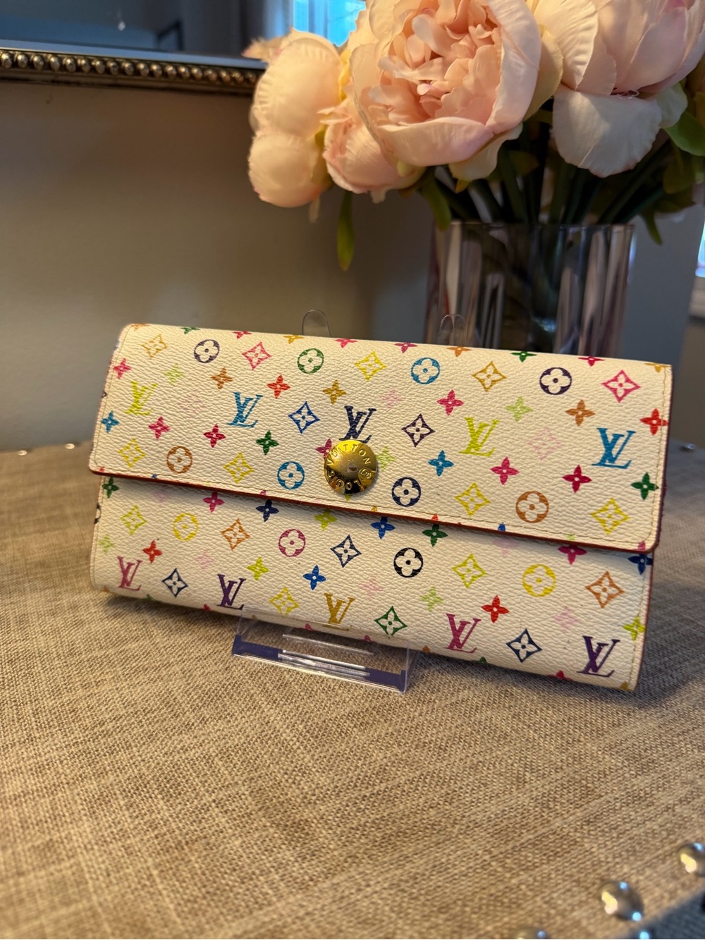 EUC Louis Vuitton + Murikami White Multicolor Monogram trifold snap Wallet - Picture 13 of 13